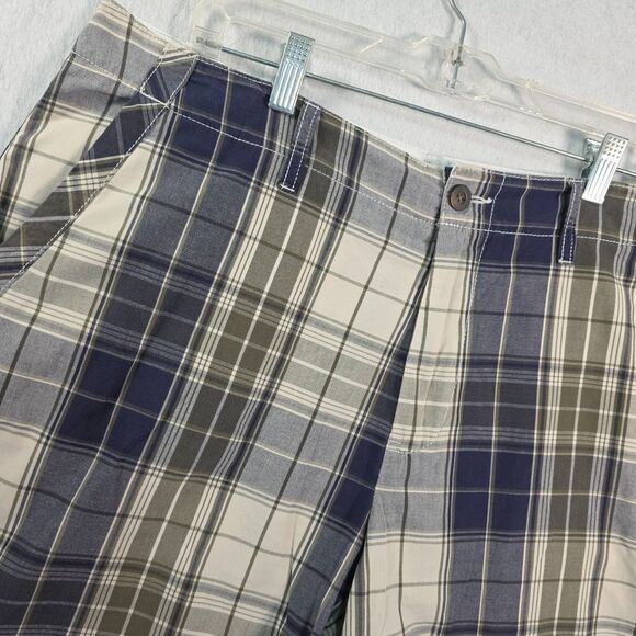 TOMMY HILFIGER Plaid Bermuda Walking Shorts Men's Size 36 Green Blue Preppy - Picture 3 of 7